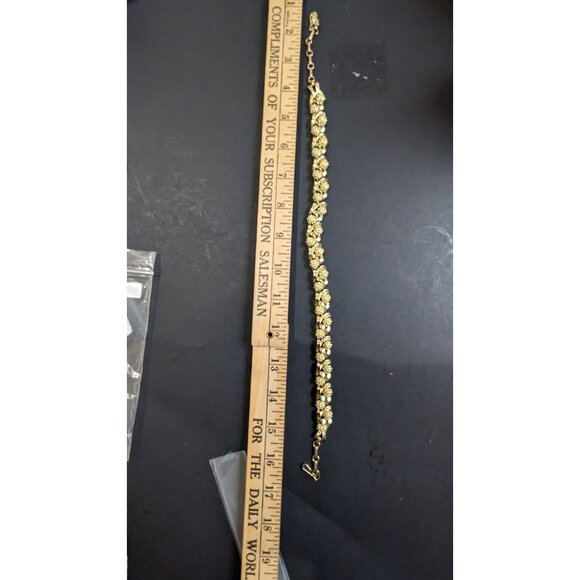 Vintage Coro Necklace gold tone flowers forget me knot leaves choker 15" - Picture 6 of 10